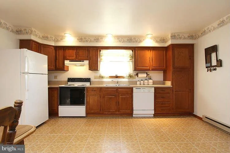 Photo of 6041 OLD BOHN ROAD