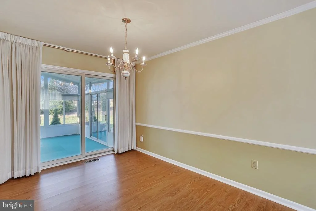 Photo of 9109 ROUNDLEAF WAY