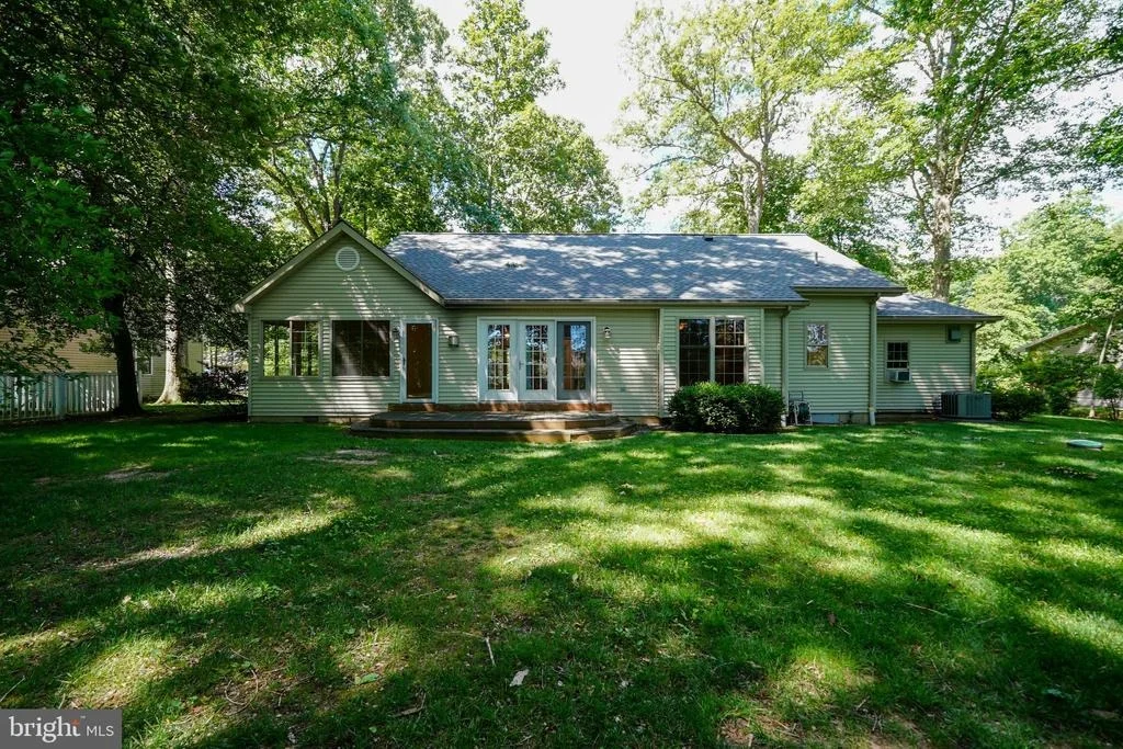 Photo of 72 GAINSBOROUGH DRIVE