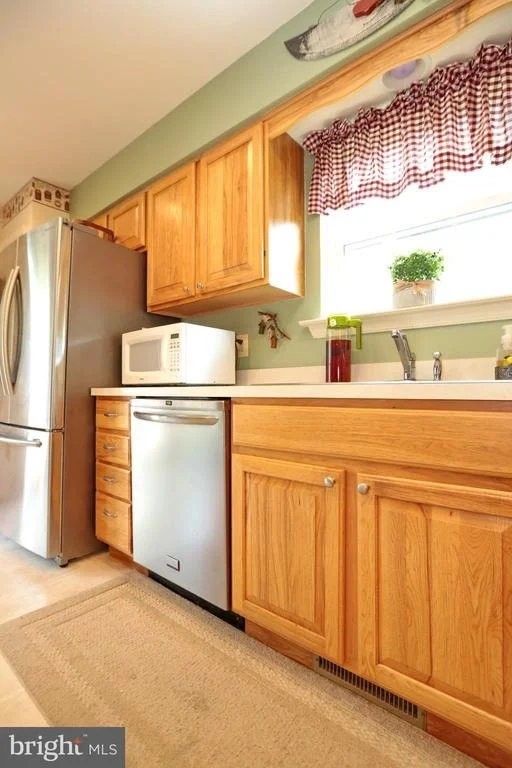 Photo of 42074 STARLIGHT DRIVE