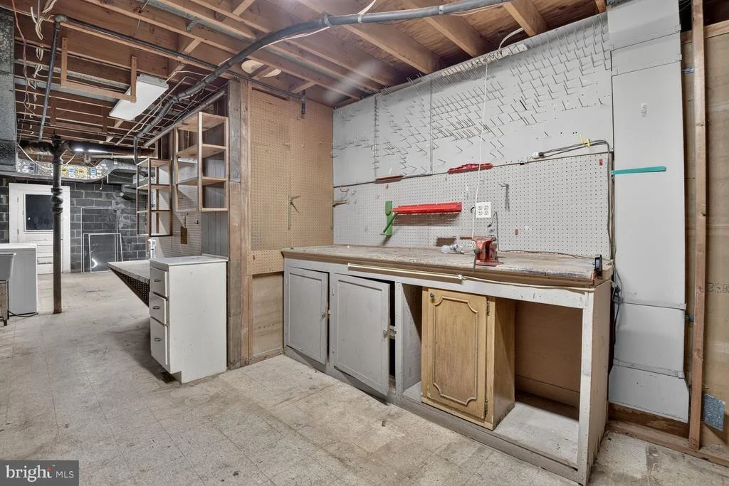 Photo of 1326 GRESHAM ROAD
