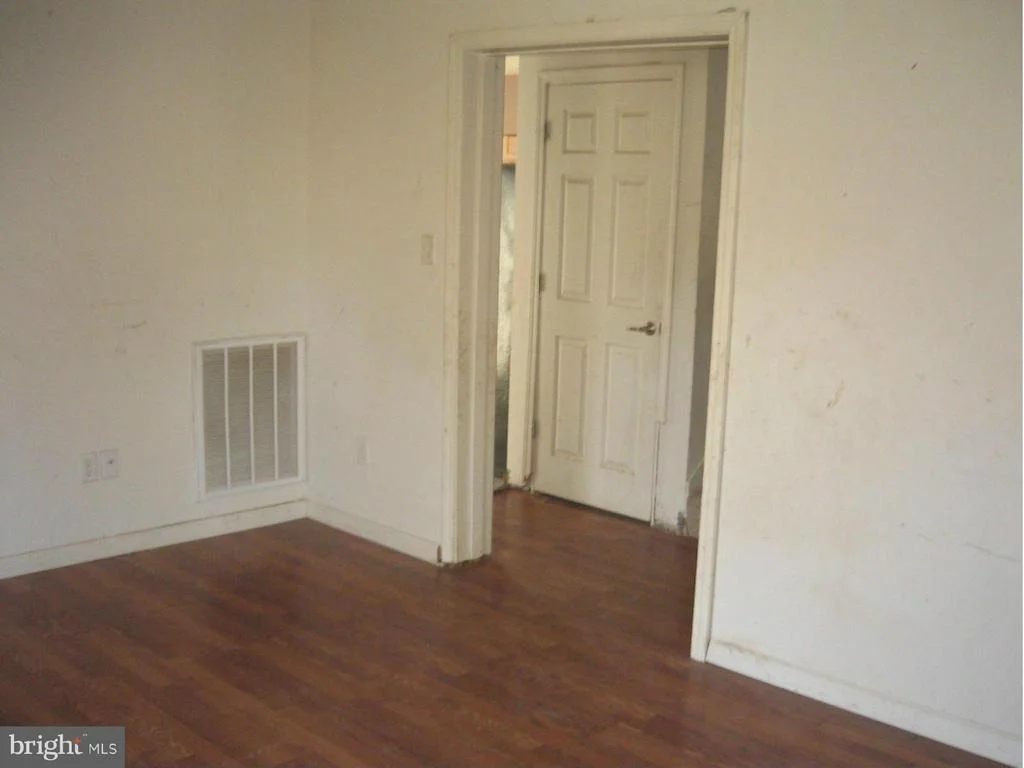 Photo of 3321 MEADOW LANE