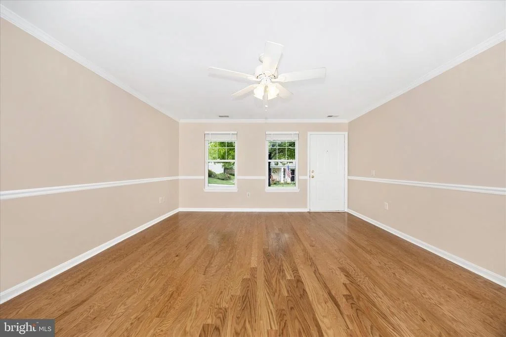 Photo of 1007 PARADE LANE