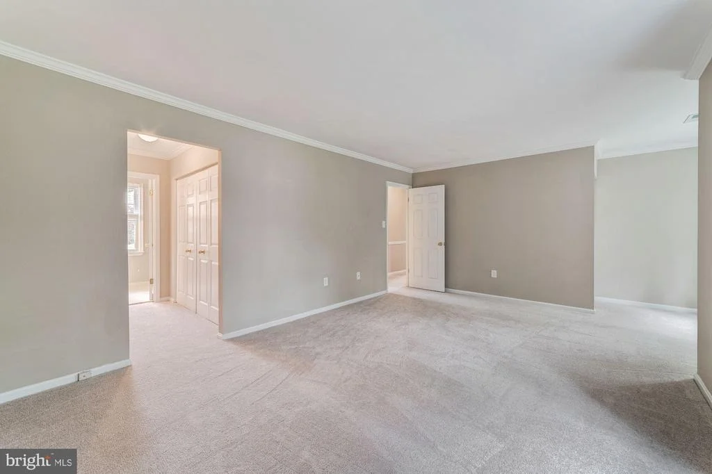 Photo of 5111 KING DAVID BOULEVARD