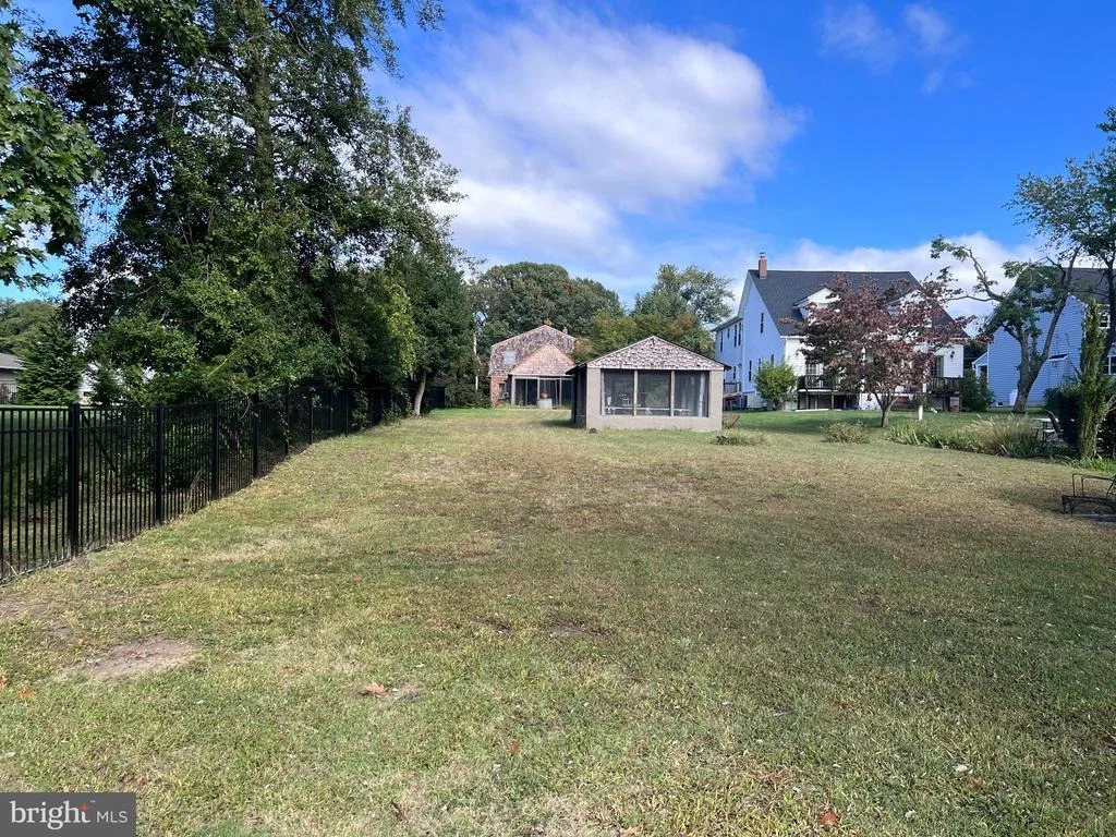 Photo of 1877 POPLAR RIDGE ROAD