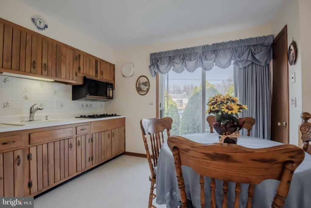 Photo of 25 CHARRING LANE