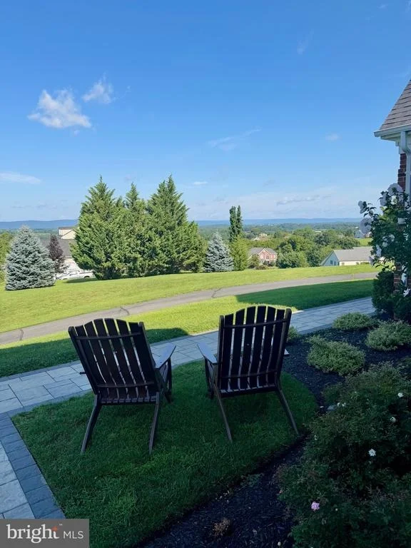 Photo of 15064 BARLOW DRIVE