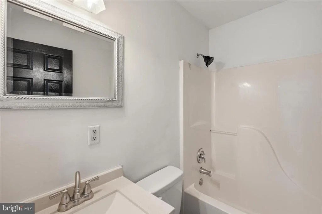 Photo of 102 ROMNEY PLACE
