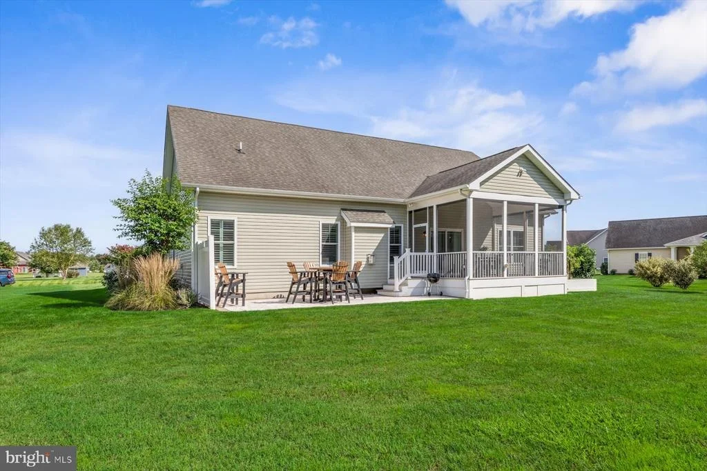 Photo of 24860 MISTLETOE DRIVE