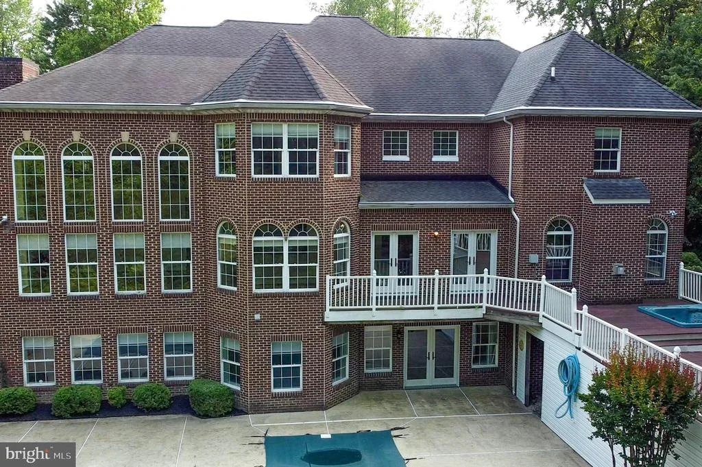 Photo of 1002 COVINGTON WAY