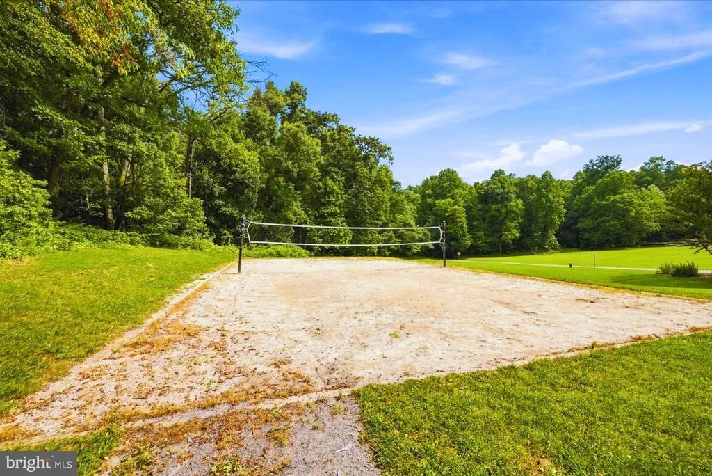 Photo of 5904 MUNCASTER MILL ROAD