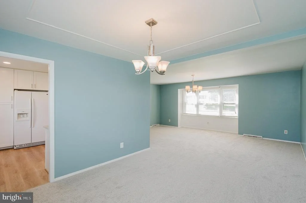 Photo of 625 FOXCROFT DRIVE
