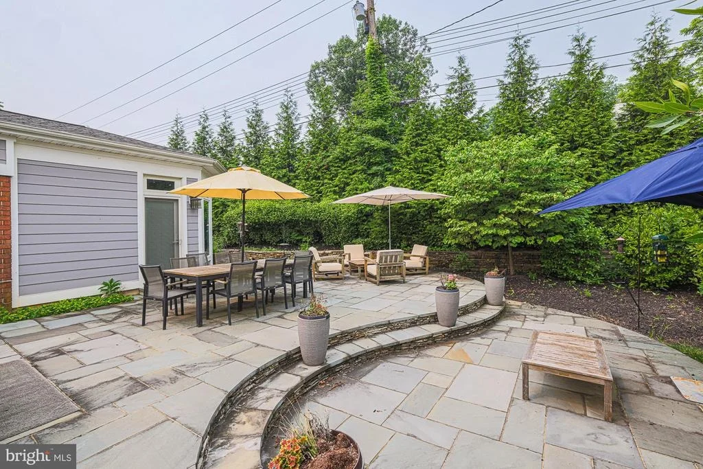 Photo of 6300 SHELRICK DRIVE