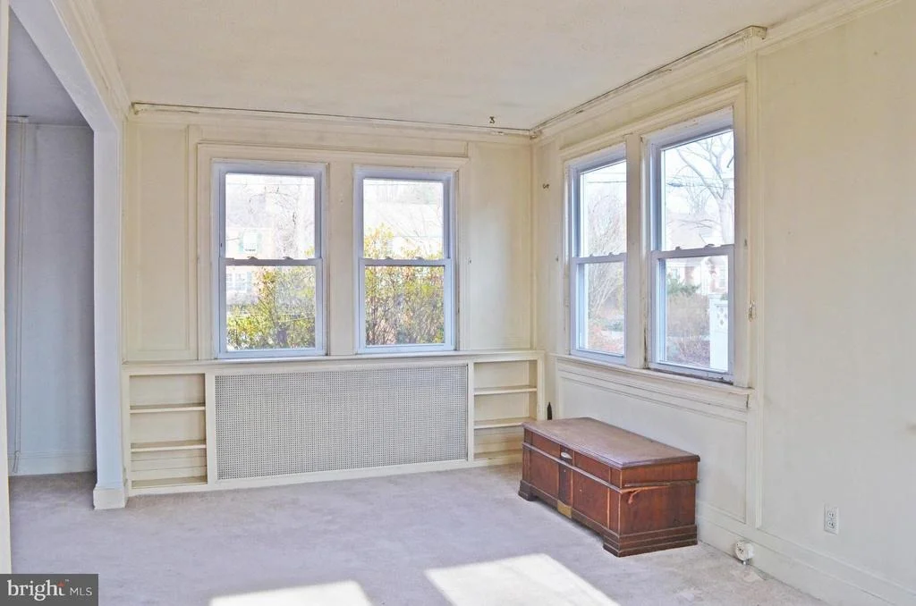 Photo of 114 INDIAN SPRING DRIVE