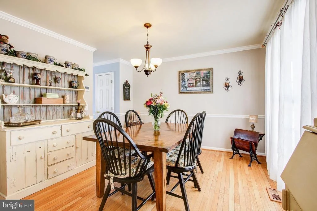 Photo of 602 MARBLEWING COURT
