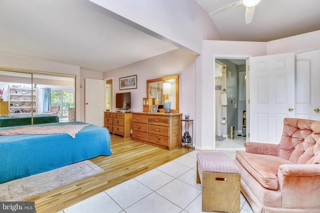 Photo of 15225 CENTERGATE DRIVE