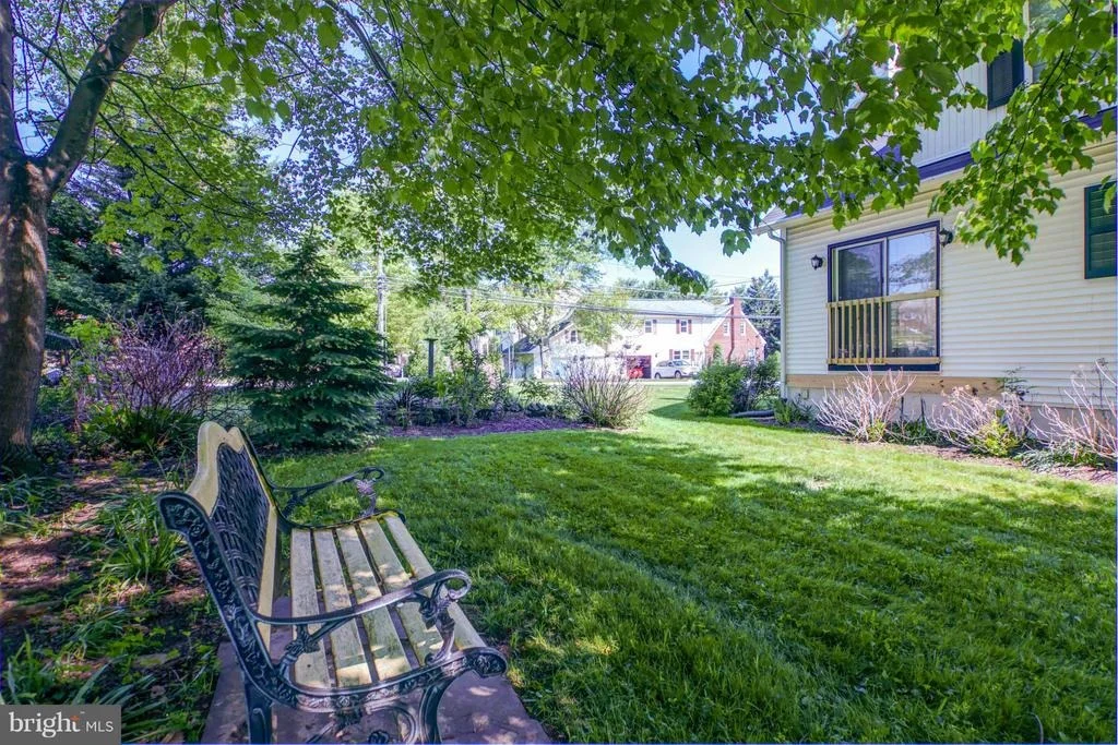 Photo of 3951 WALNUT STREET