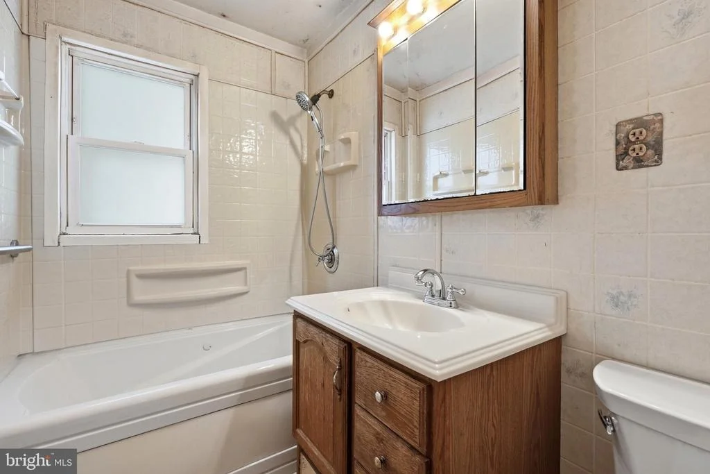 Photo of 125 ASHURST LANE