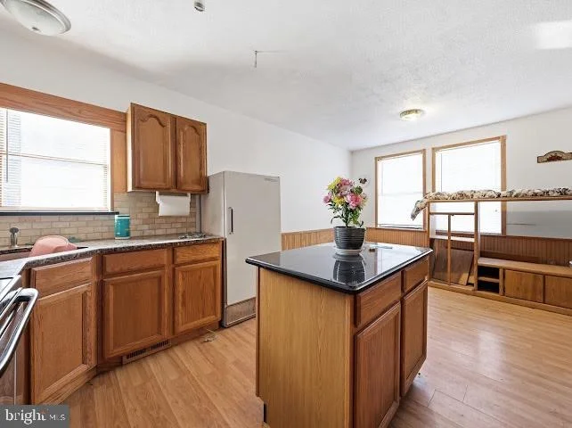 Photo of 2384 WINSLOW ROAD