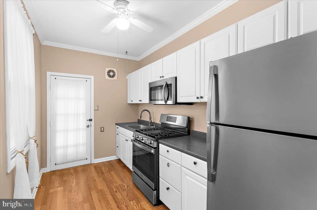 Photo of 40 HAMPTON ROAD
