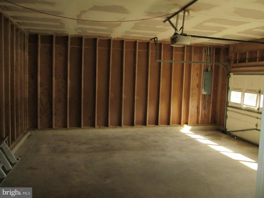 Photo of 849 BRIAR COURT