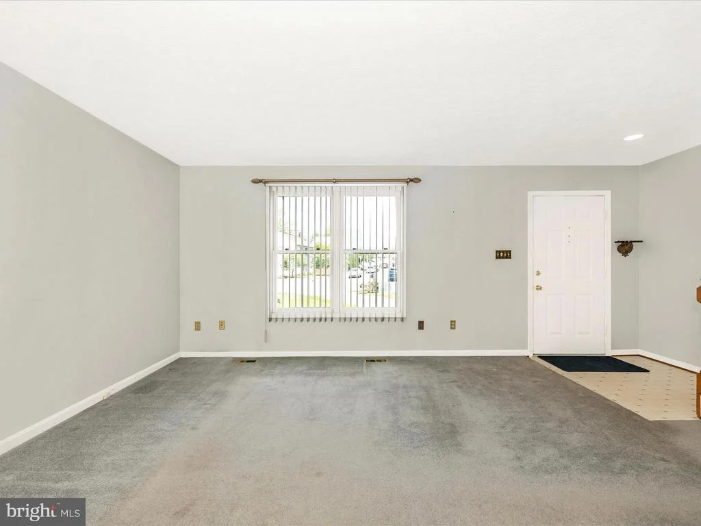 Photo of 2124 COLLINGWOOD LANE