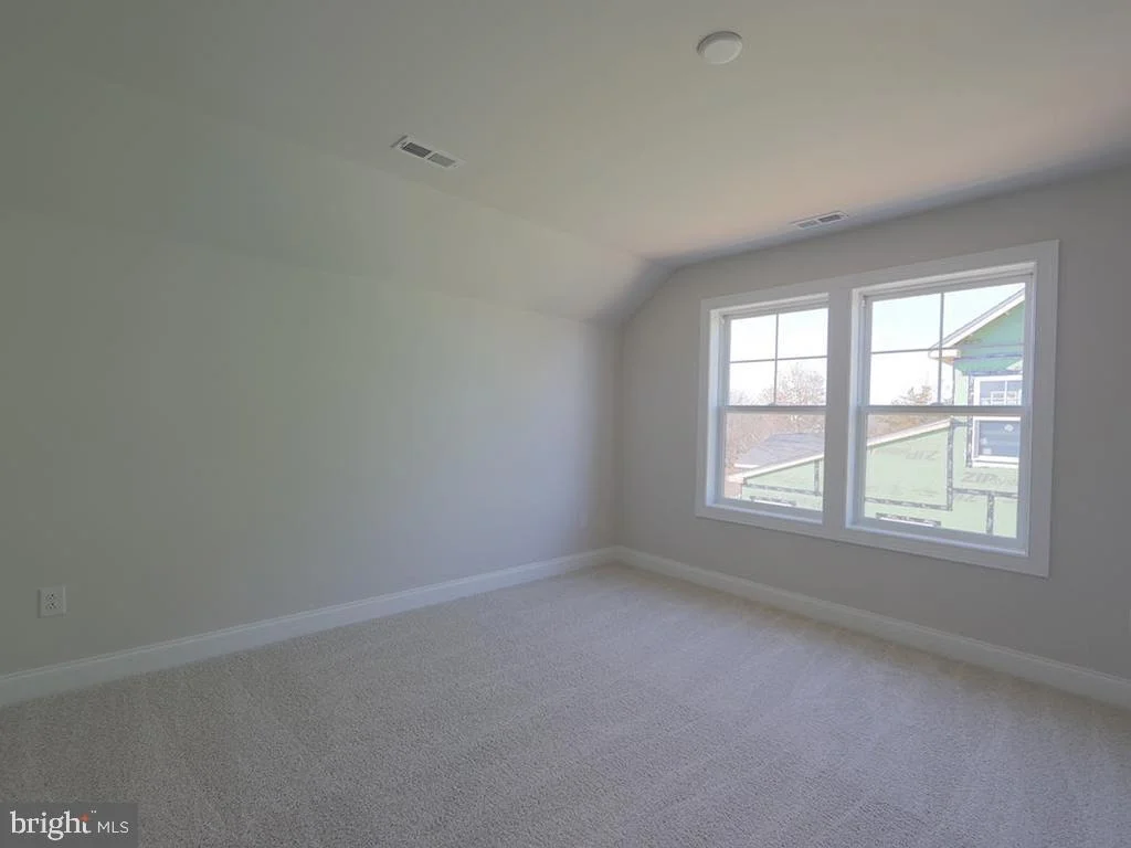 Photo of 33745 CATCHING COVE CT