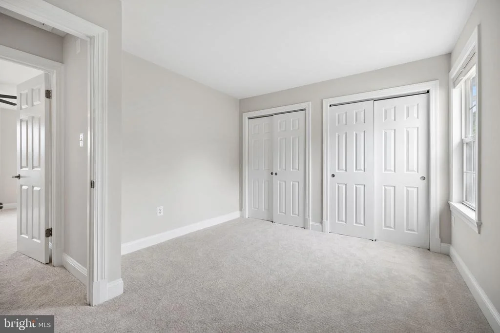 Photo of 5842 RIVERSIDE DRIVE