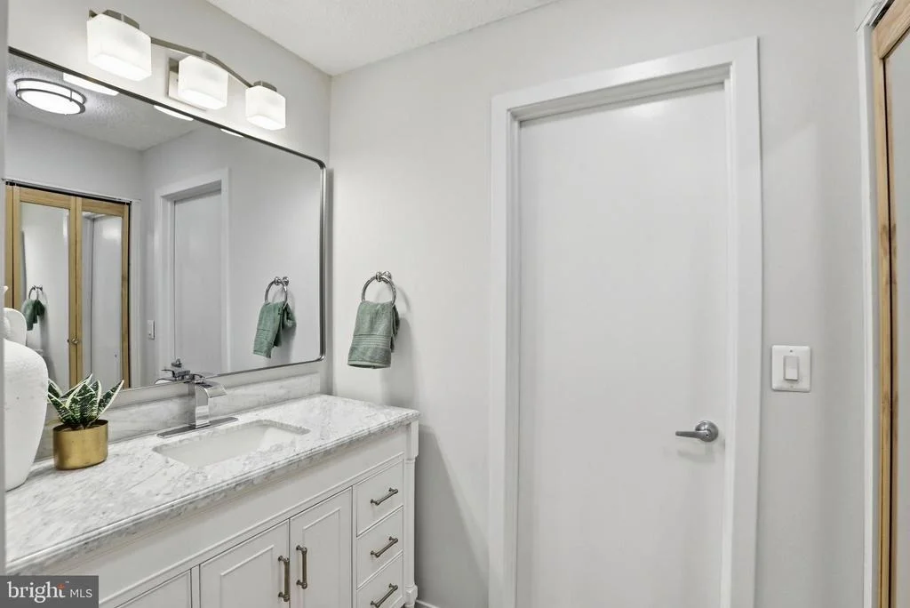 Photo of Unit A at 11737 SUMMERCHASE CIRCLE