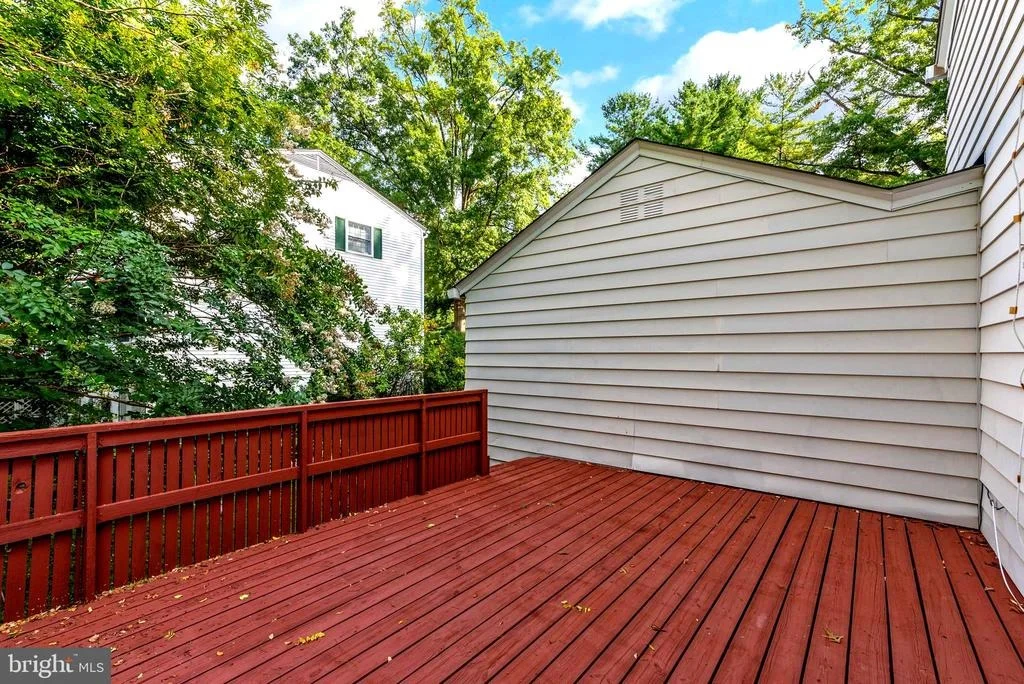 Photo of 5262 ELIOTS OAK ROAD