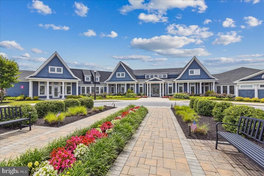 Photo of 2638 DRAGON FLY WAY