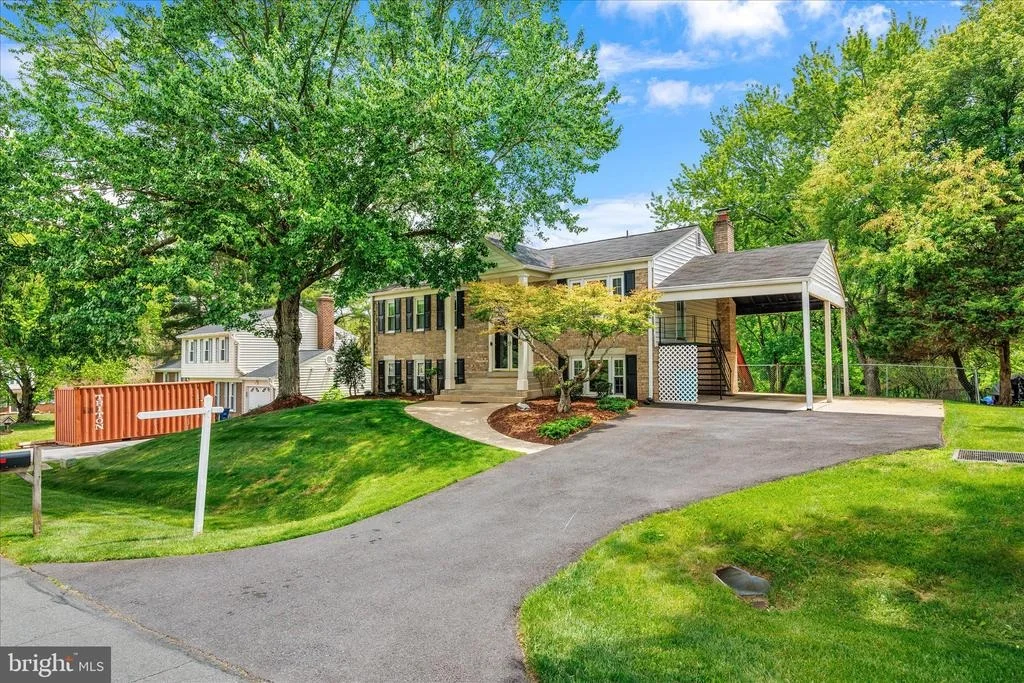 Photo of 3204 LLEWELLYN FIELD ROAD
