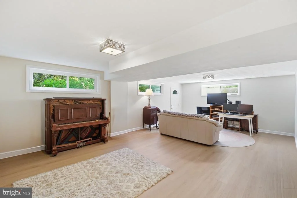 Photo of 12615 EASTBOURNE DRIVE