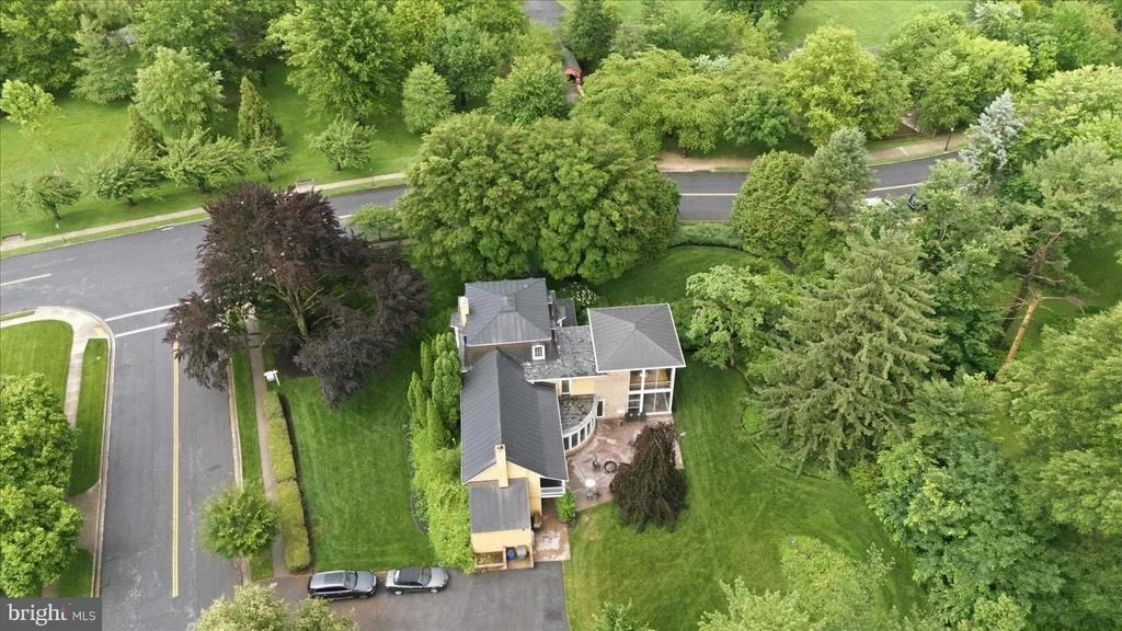 Photo of 800 CARROLL PARKWAY