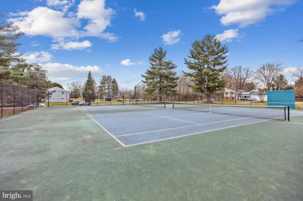 Photo of 4422 WINDING OAK DRIVE