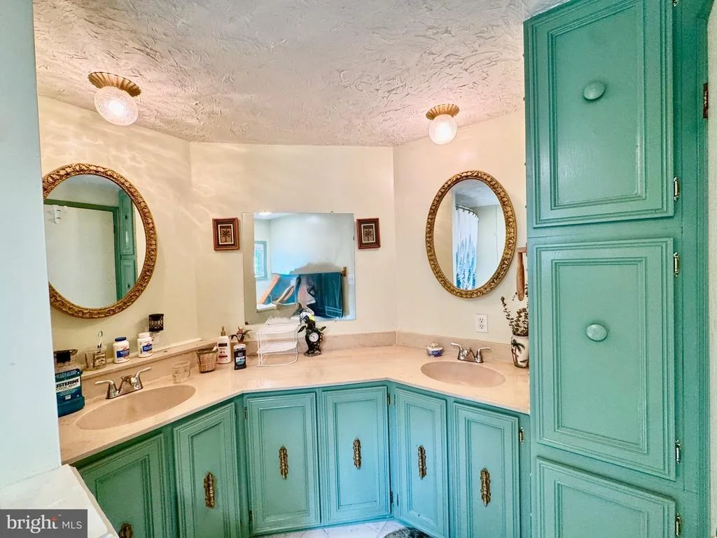 Photo of 17240 WATER VIEW DRIVE