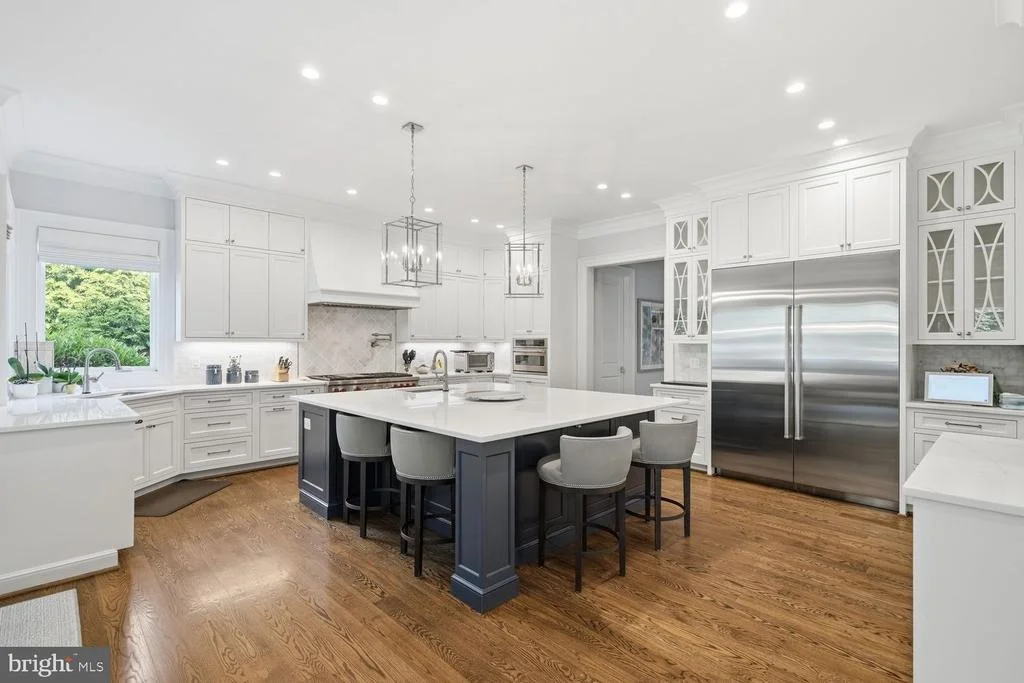 Photo of 6909 ARBOR LANE