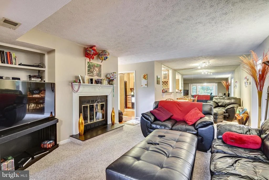 Photo of Unit 17 at 17 WINDBROOKE CIRCLE