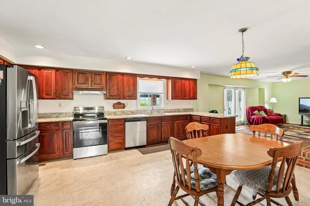 Photo of 2215 CHEROKEE DRIVE