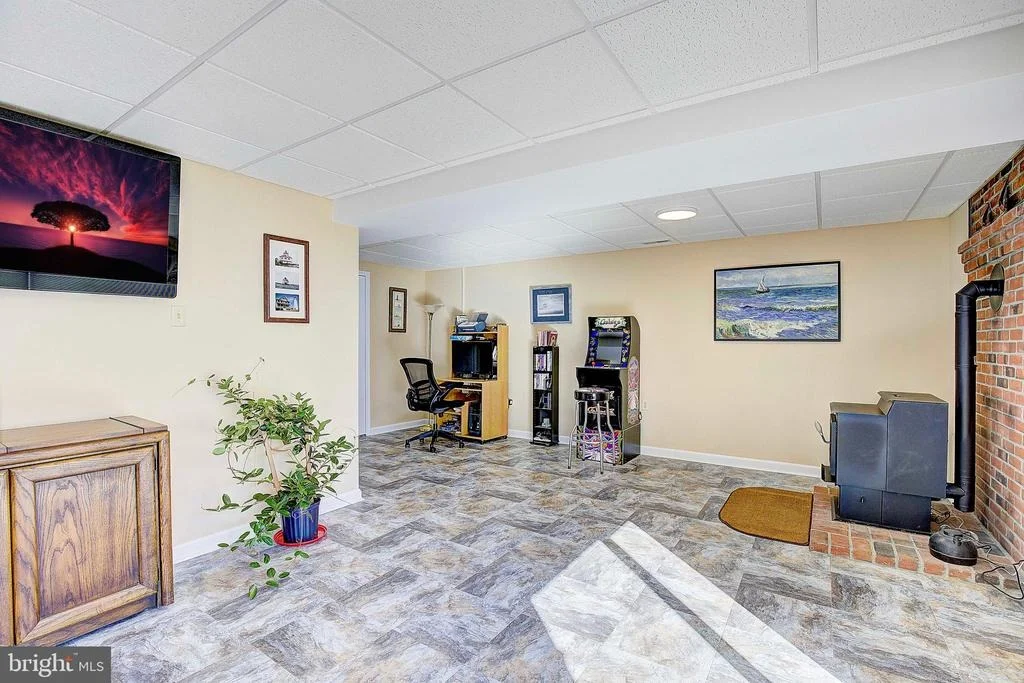 Photo of 5018 LONG BEACH ROAD