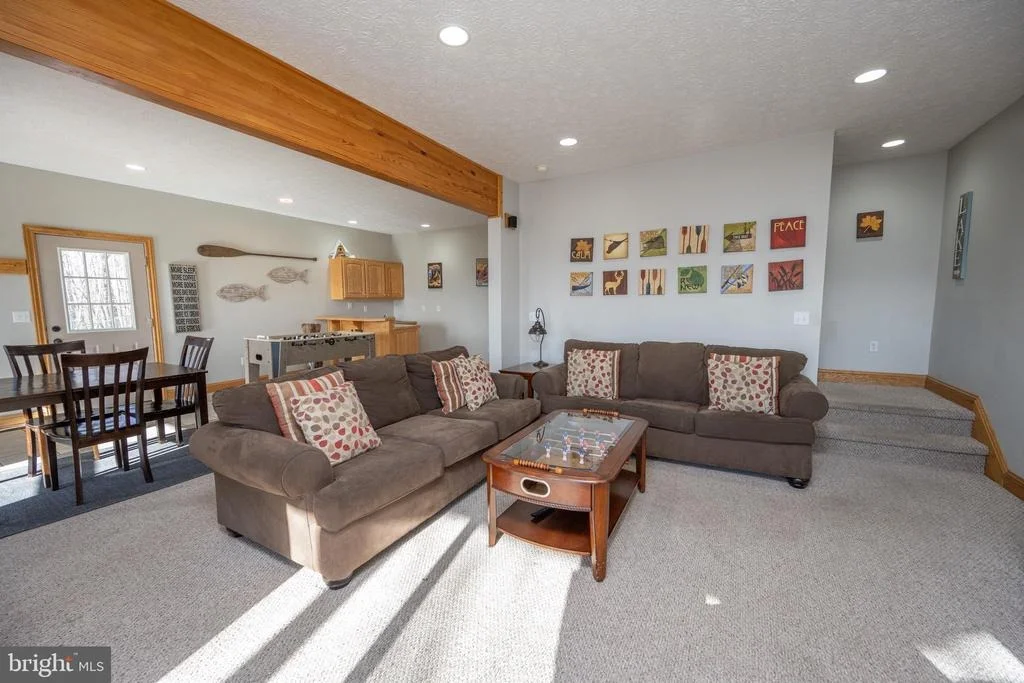 Photo of 723 PINNACLE DRIVE