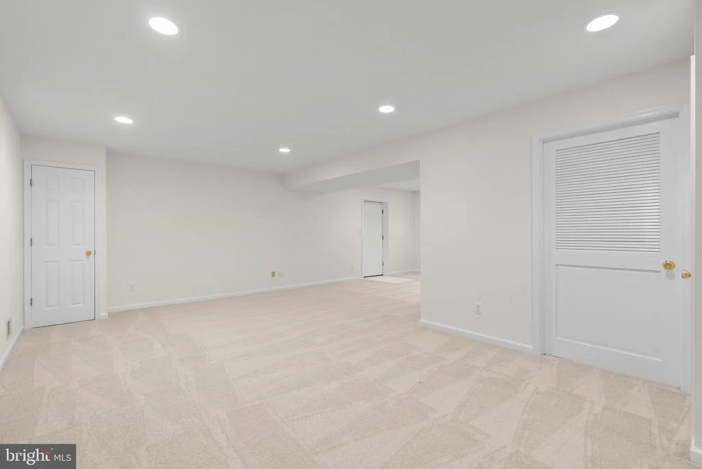 Photo of 113 CRYSTAL SPRING DRIVE