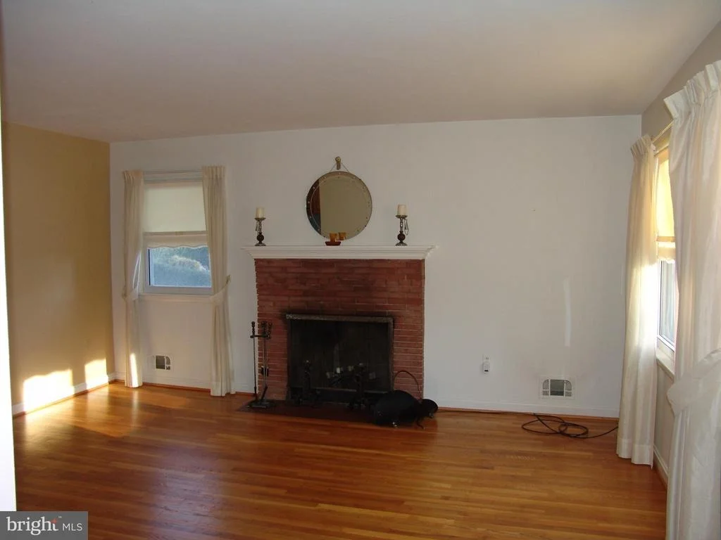Photo of 11505 LUND PLACE