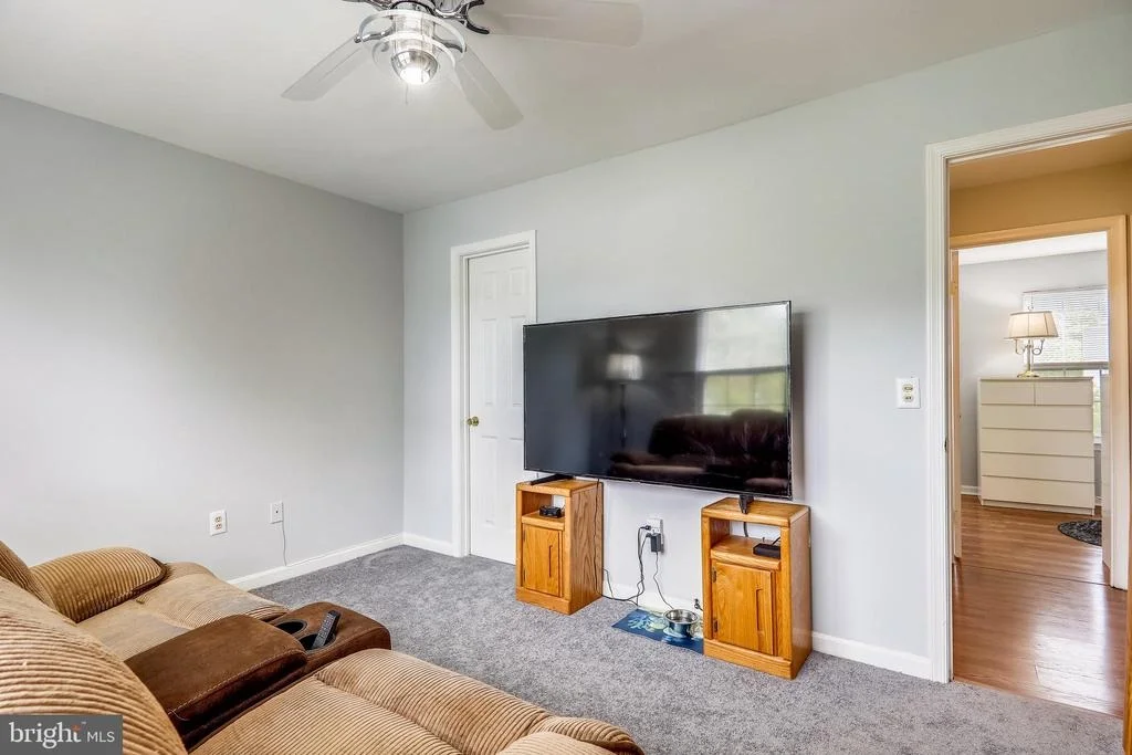 Photo of 9405 SILVER FOX TURN