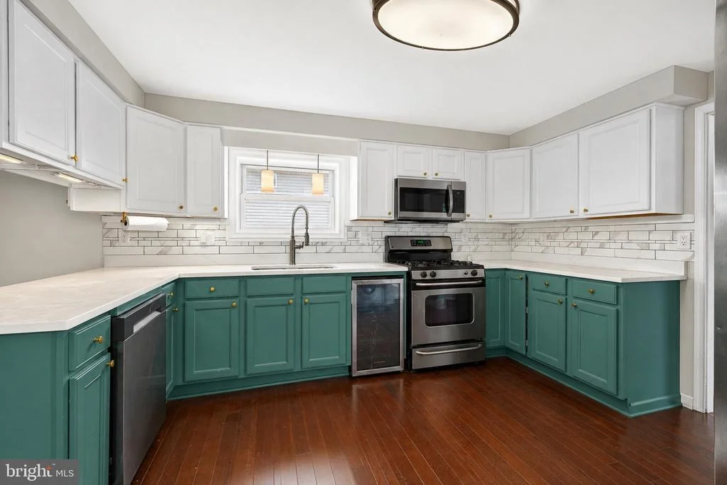 Photo of 1406 WALNUT AVENUE