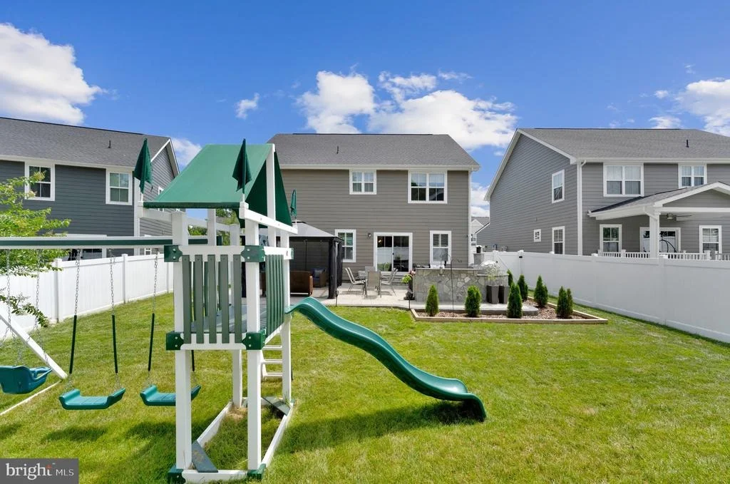 Photo of 238 NORMA DEAN DRIVE