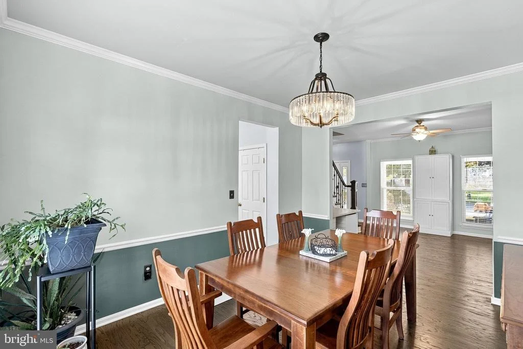 Photo of 945 DEVONSHIRE CIRCLE