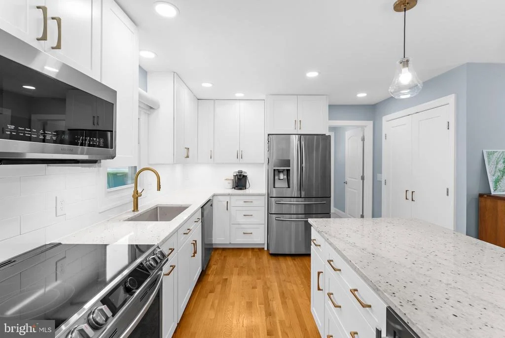 Photo of 205 RIVERSIDE DRIVE