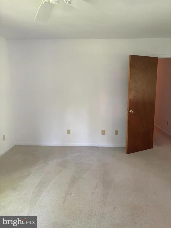 Photo of 207 THRASHER WAY