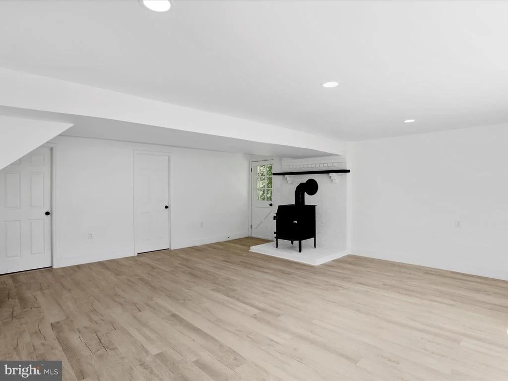 Photo of 535 HARRISON AVENUE